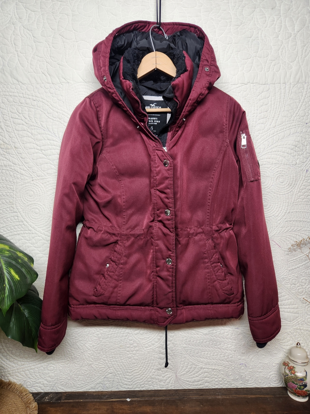 Hollister Burgundy Hooded Puffer Jacket
